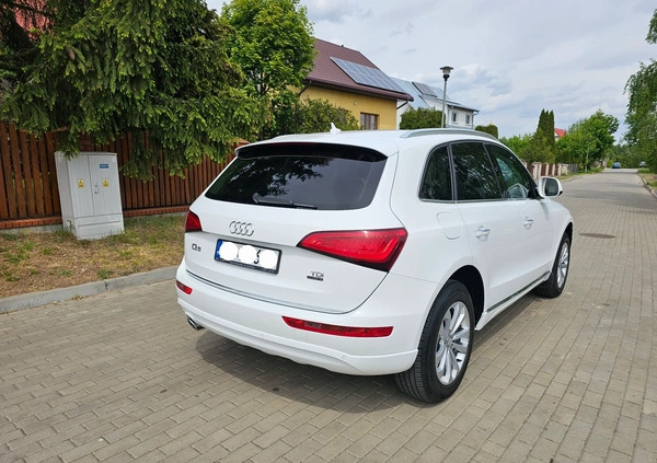 Audi Q5 cena 89900 przebieg: 159900, rok produkcji 2015 z Pakość małe 407